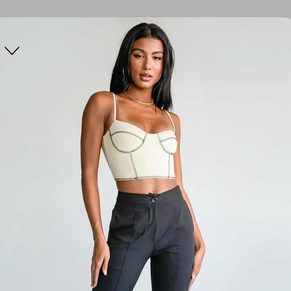 Princess Polly Leilani Top | US 4 | Beige - Picture 3 of 8